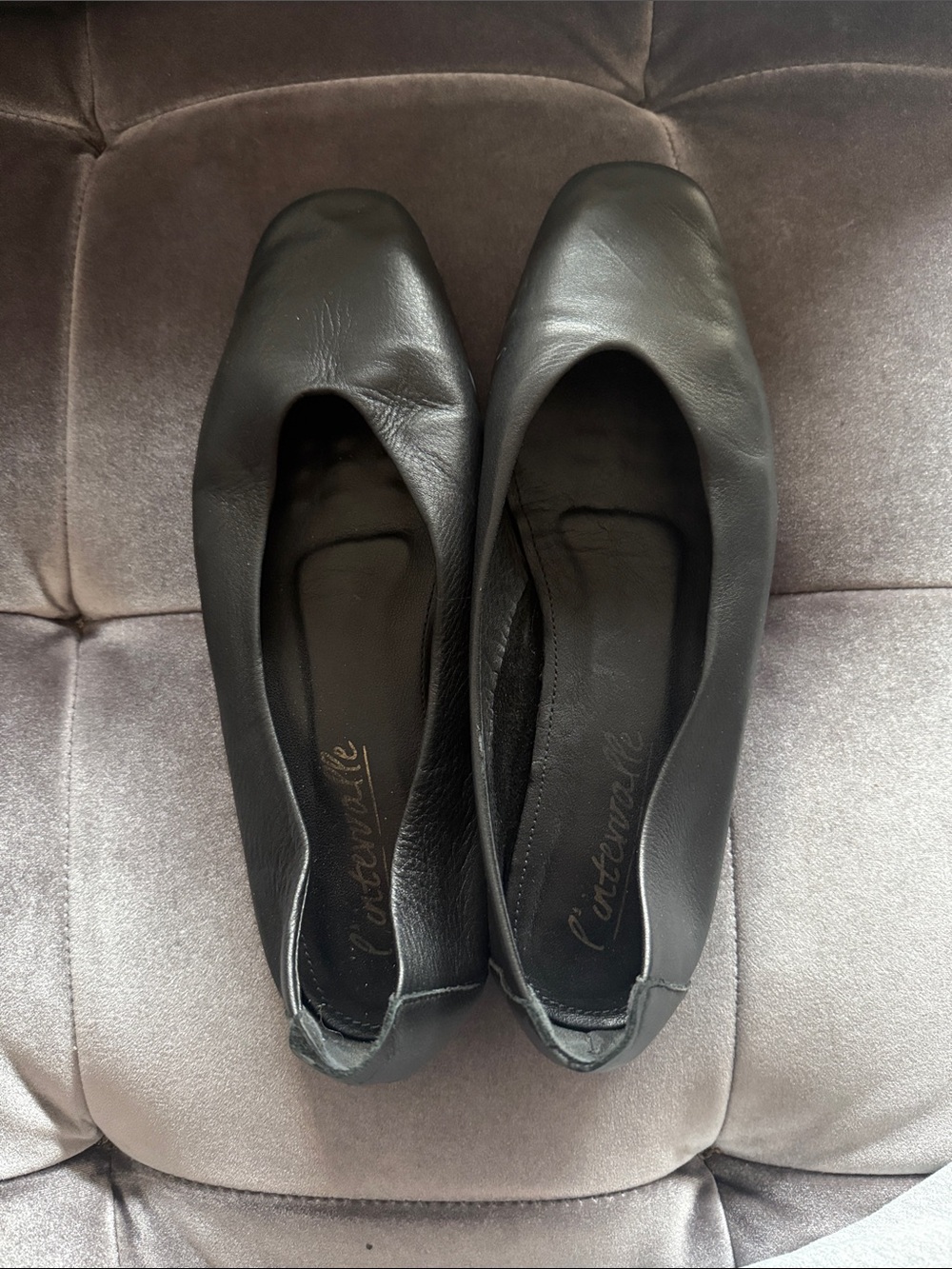 L'INTERVALLE Black Leather Square-Toe Flats